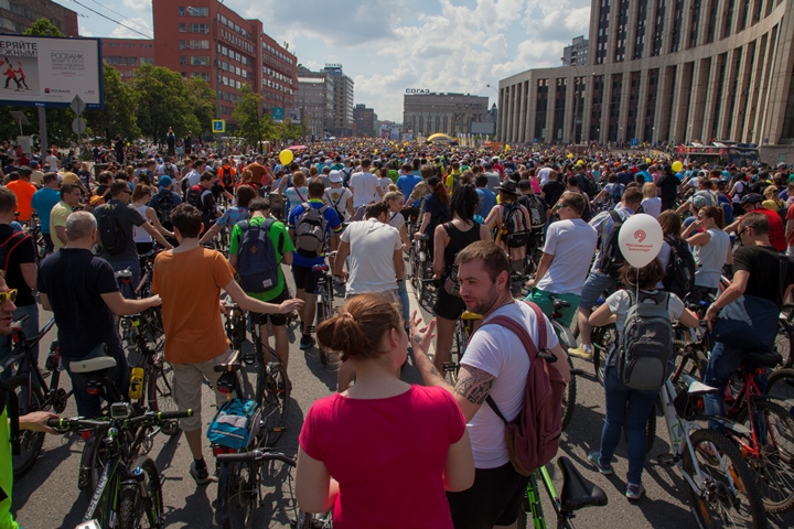 Начало велопарада в Москве 29 мая